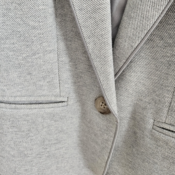 Ann Taylor PETITE KNIT BLAZER IN LIGHT GREY HEATHER 00p - Picture 8 of 9